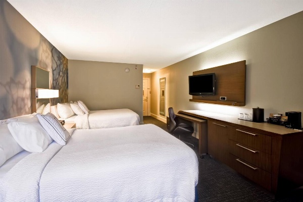 Courtyard by Marriott Cape Cod Hyannis image 6